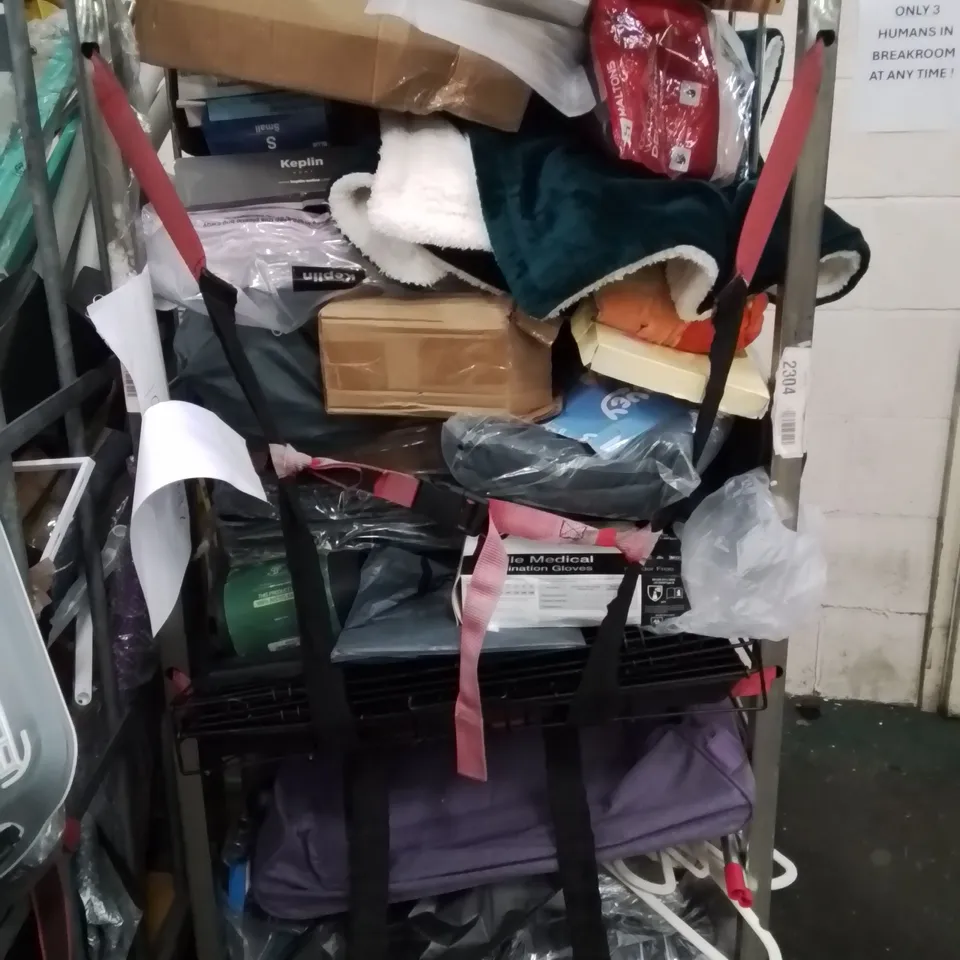 CAGE OF ASSORTED HOUSEHOLD GOODS AND PRODUCTS TO INCLUDE;DOG CAGE,BACKPACK,HEATED THROW 