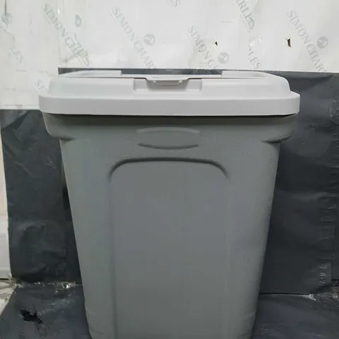 PLASTIC BIN 