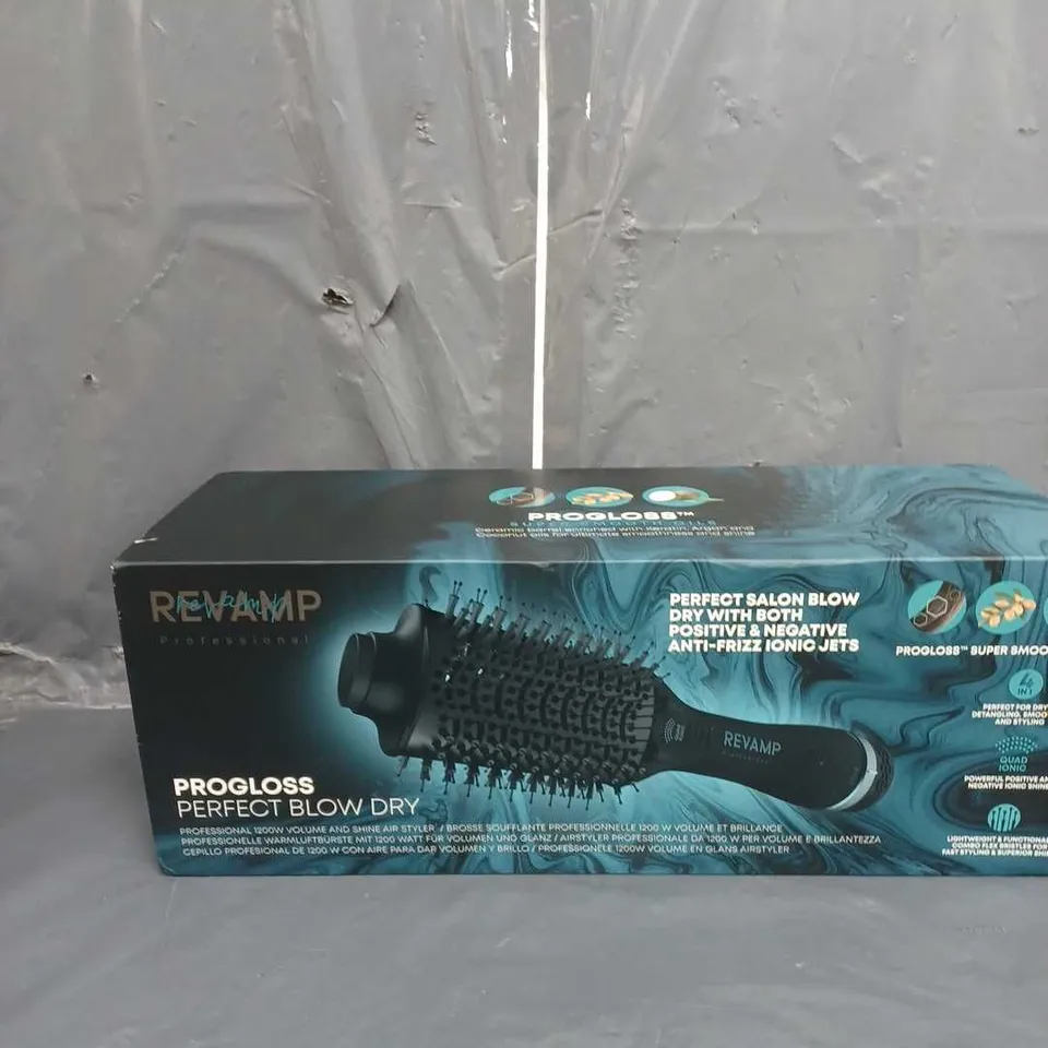 BOXED REVAMP PROGLOSS PERFECT BLOW DRY VOLUME HAIRBRUSH RRP £60