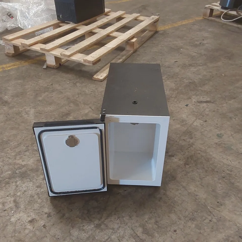 VITRIFRIGO COMMERCIAL MILK CHILLER