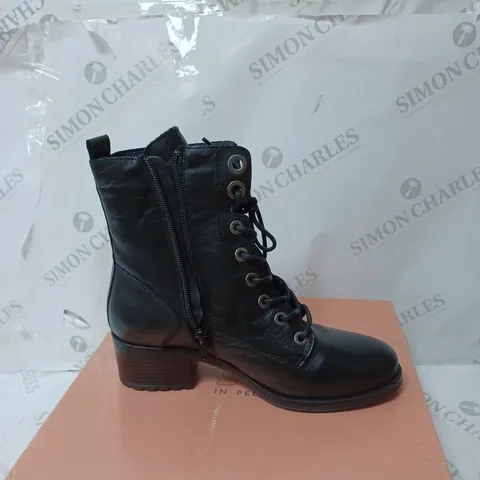 MODA IN PELLE BEZZIE ANKLE BOOT SIZE 5