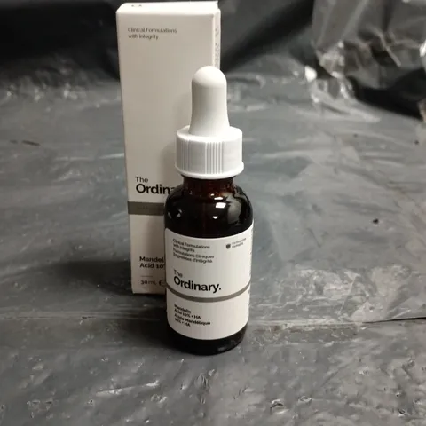 THE ORDINARY MANDELIC ACID 10% + HA SERUM – 30 ML