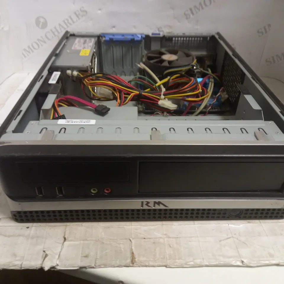 RM DESKTOP 211 PC TOWER