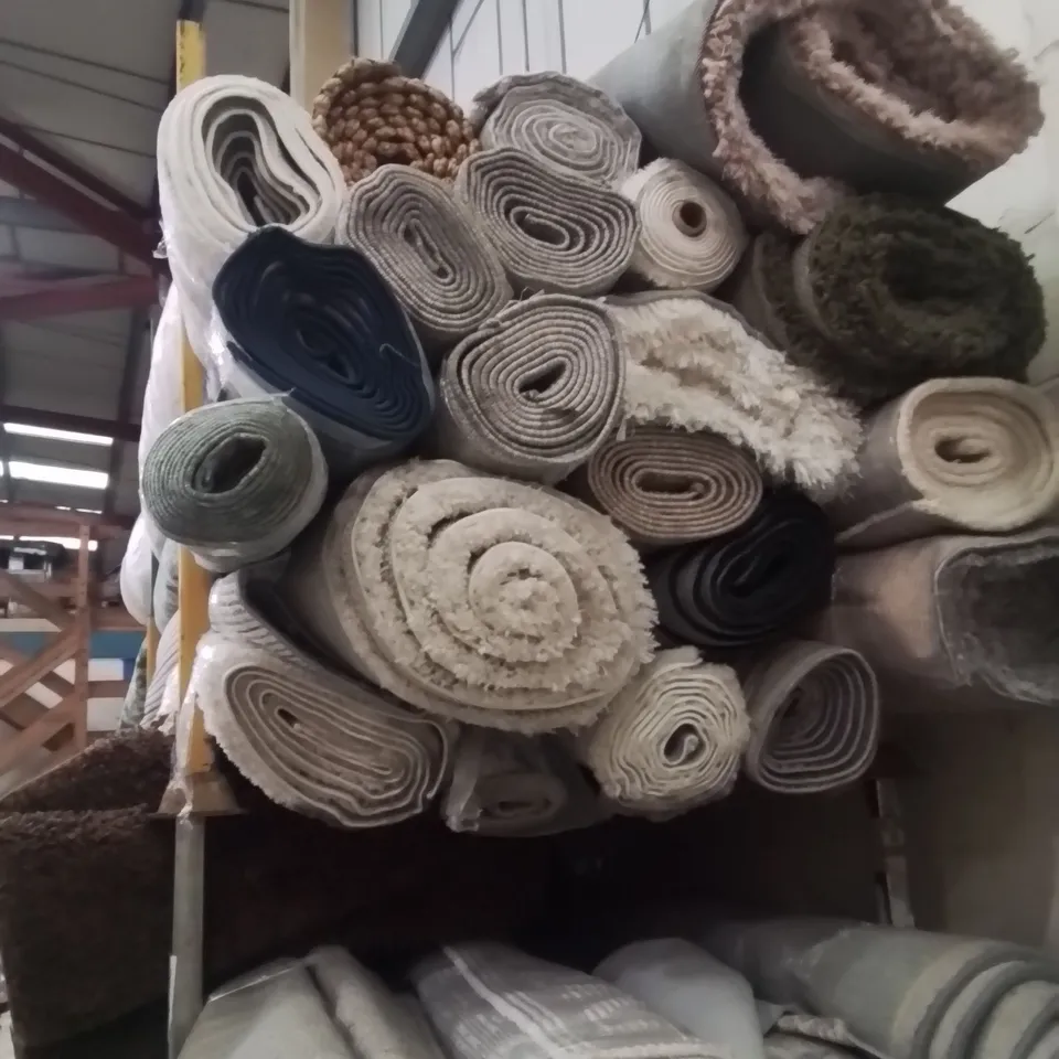 STILLAGE OF APPROXIMATELY 20 X. QUALITY DESIGNER RUGS