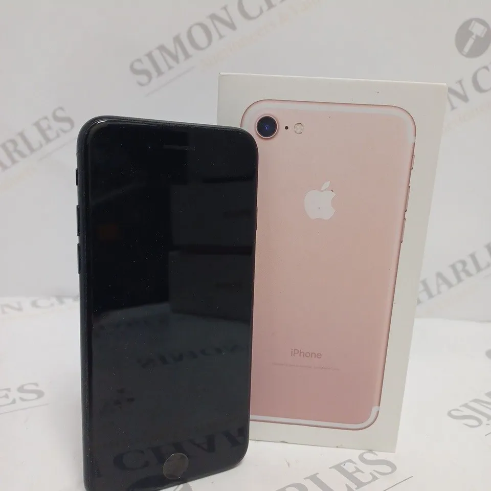 APPLE IPHONE 7 (A1778) SMARTPHONE
