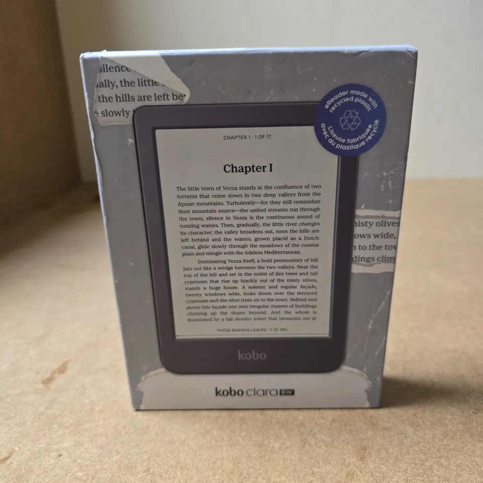 KOBO CLARA E-READER – BOXED