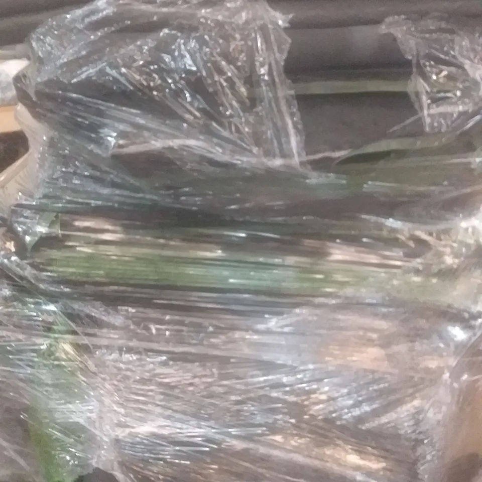 PALLET OF APPROX 18 ASSORTED 4M & 2M LENGTHS OF ASTRO TURF FLOORING & CARPET UNDERLAY