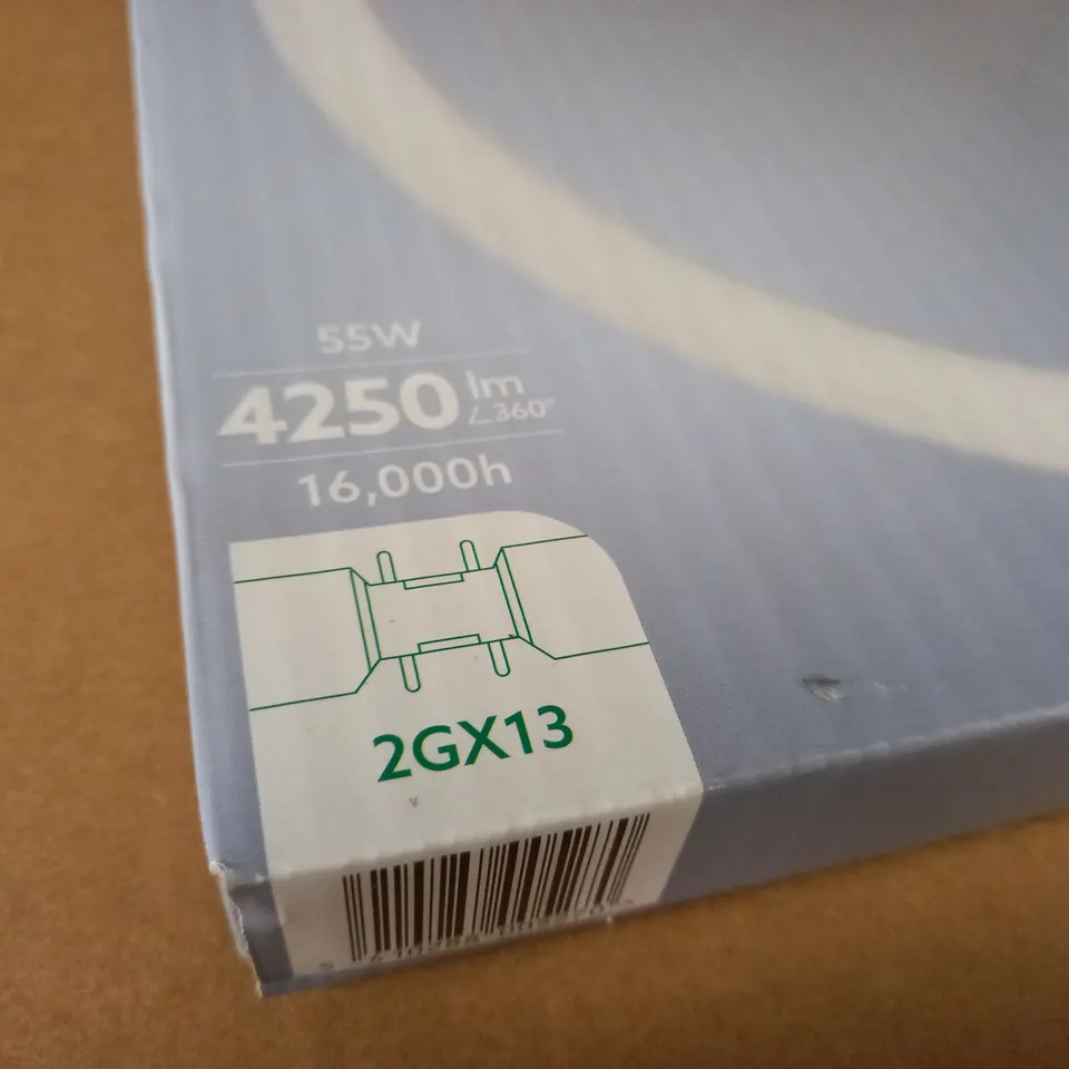 LOT OF 5 SYLVANIA LIGHTBULBS 