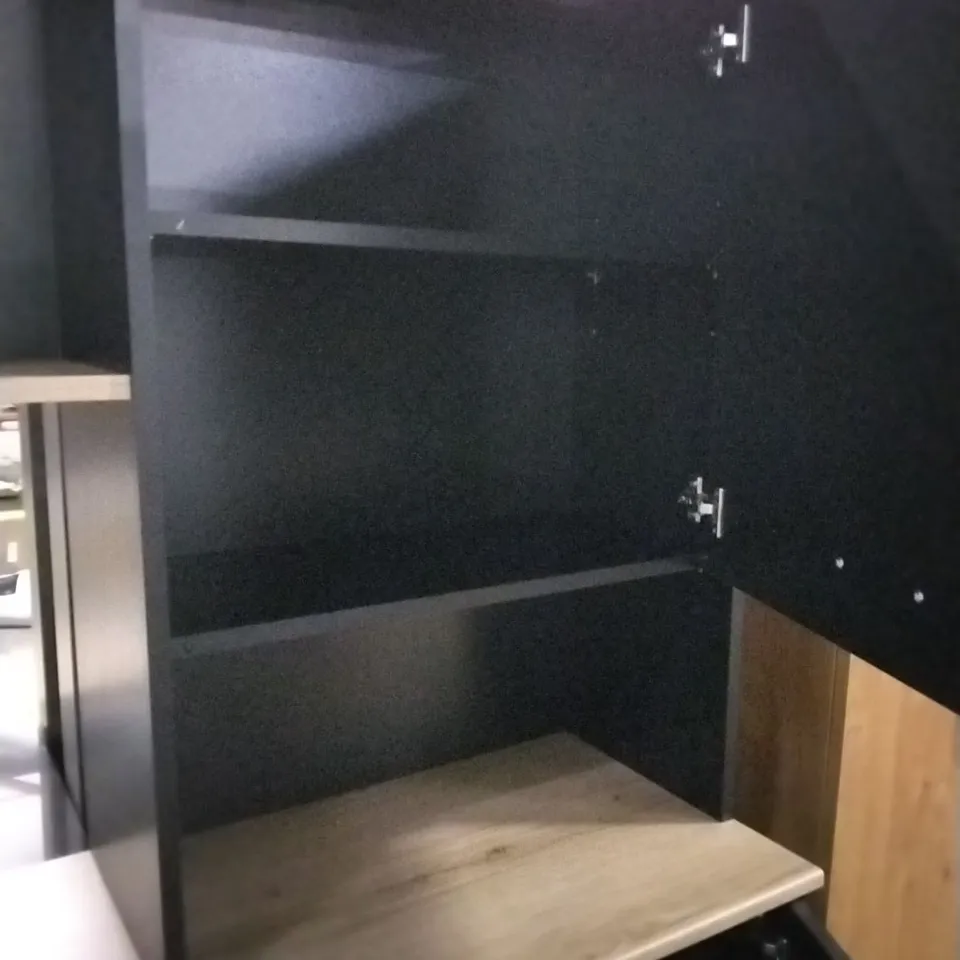 BANEZA KITCHEN PANTRY