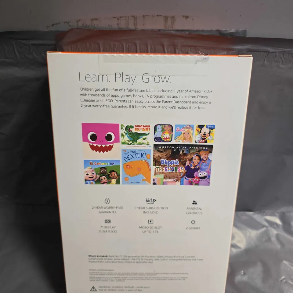 BOXED AND SEALED AMAZON FIRE 7 KIDS 16GB TABLET WITH BLUE CASE