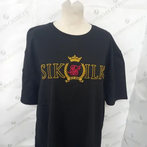 SIKSILK CREST OVERSIZED SHORT SLEEVE T-SHIRT SIZE L