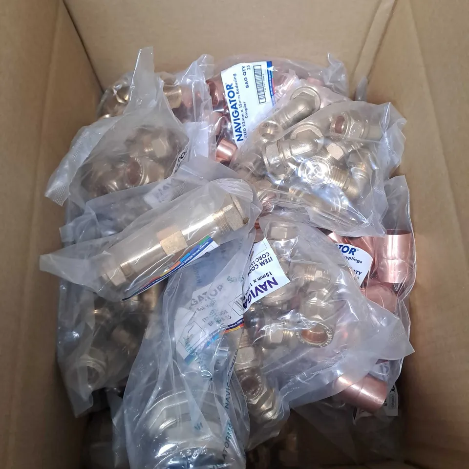 NAVIGATOR BOX OF ASSORTED TOOL PIECES TO INCLUDE REPAIR COUPLINGS, DEG ELBOWS AND LEVER BALL VALVE