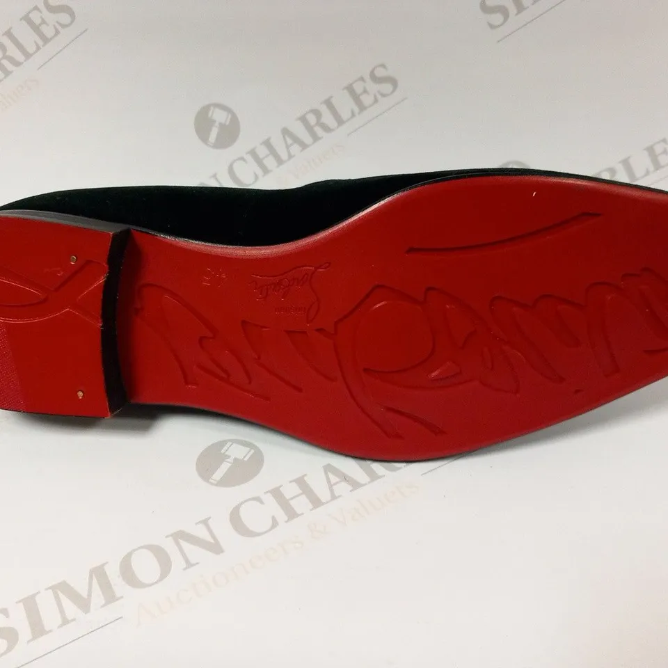 CHRISTIAN LOUBOUTIN PARIS GREEN SIZE EU 45