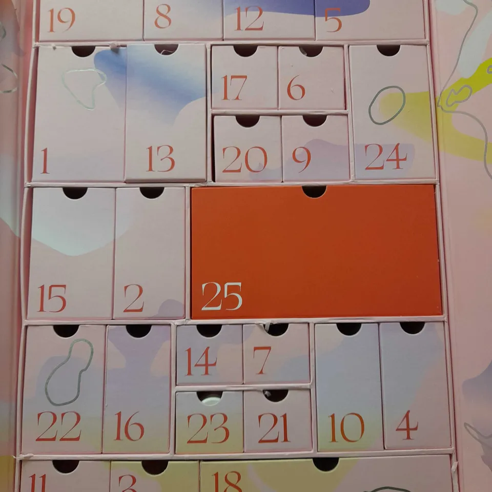 CULT BEAUTY 24-DAY ADVENT CALENDER 