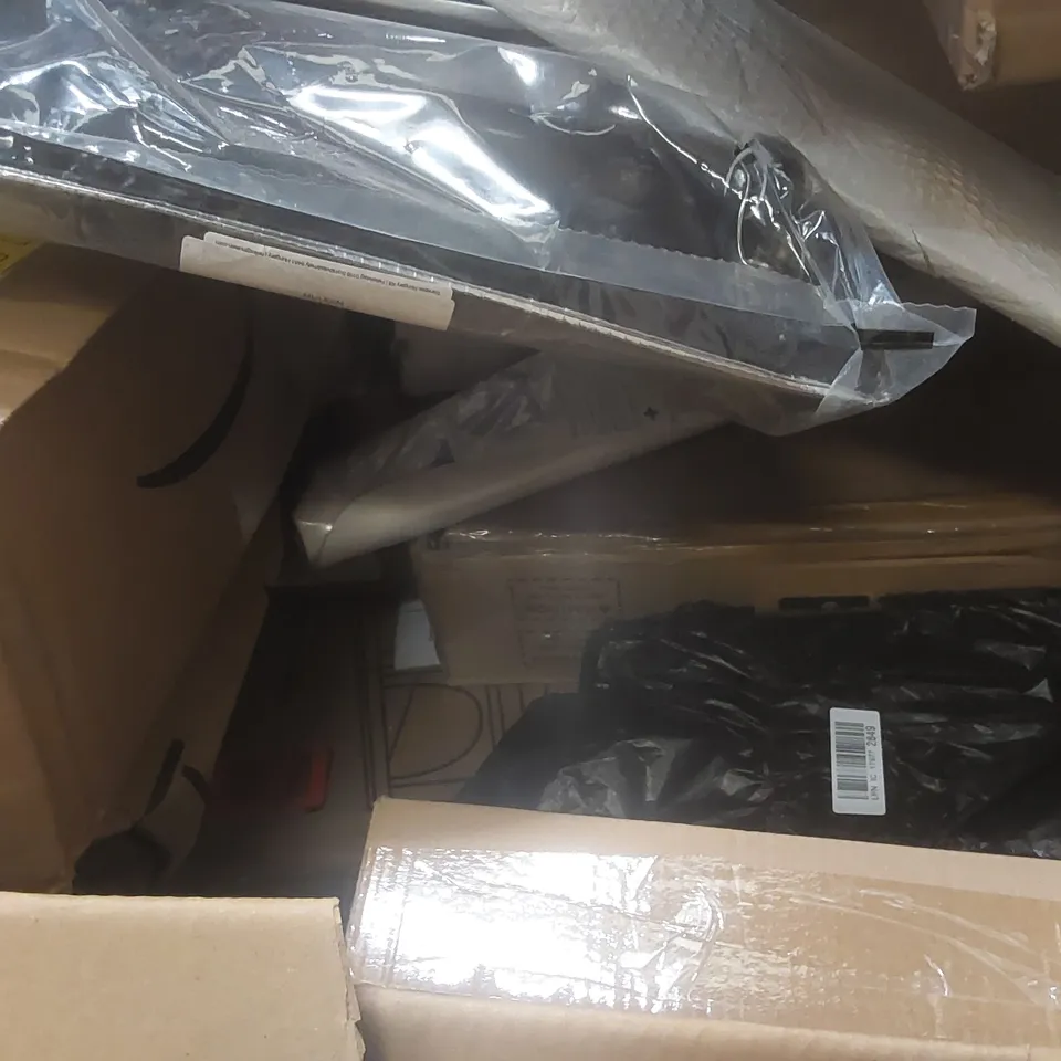 PALLET CONTAINING A LARGE QUANTITY OF ASSORTED ITEMS INCLUDING: HULKEN LARGE SHOPPING TROLLEY, LEXMARK PRINTER CARTRIDGE, DECORATIVE WALL CLOCK ECT