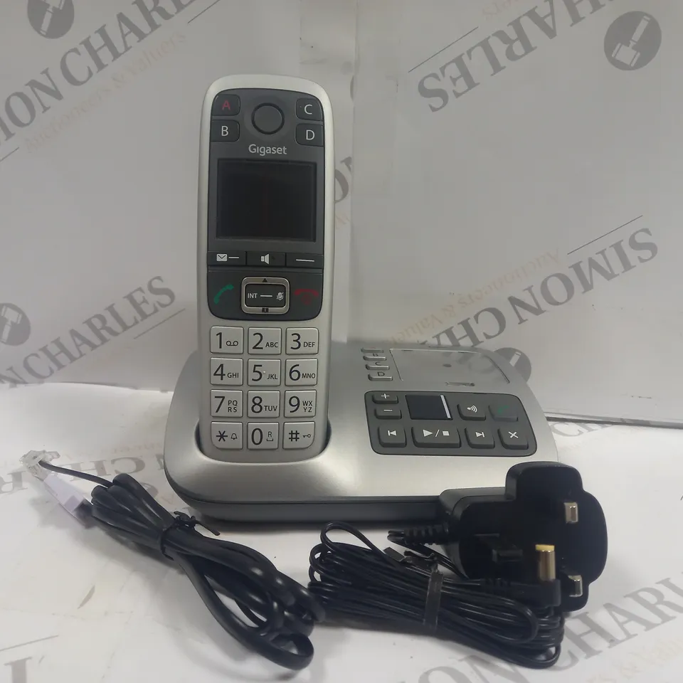BOXED GIGASET E560A