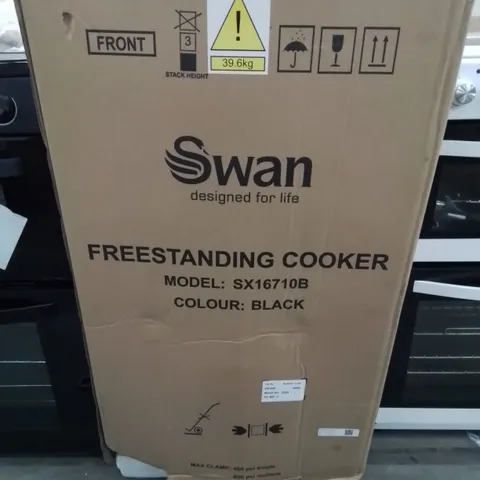 BOXED SWAN SX16710B 50CM WIDE ELECTRIC SOLID BLACK COOKER -