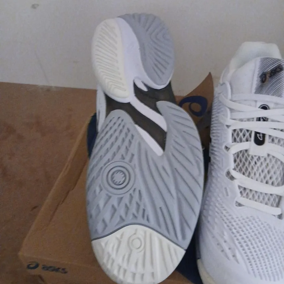 ASICS WHITE MESH RUNNING SHOES – UK 10 (US 11)