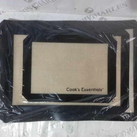 BOXED COOK'S ESSENTIALS SET OF 3 RECTANGULAR SILICONE COOKING MATS