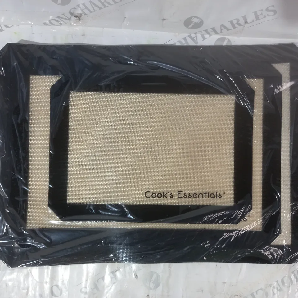 BOXED COOK'S ESSENTIALS SET OF 3 RECTANGULAR SILICONE COOKING MATS