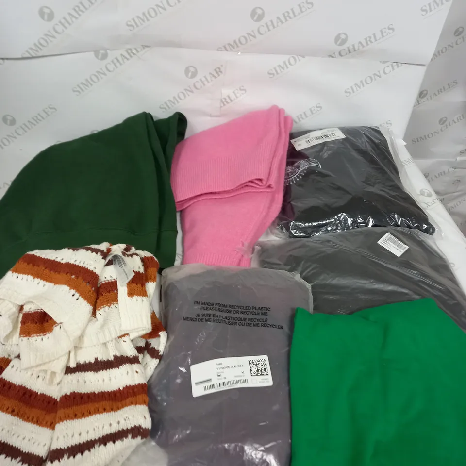 LARGE BOX OF ASSORTED CLOTHING ITEMS IN VARIOUS COLOURS AND SIZES INCLUDING TROUSERS , TOPS AND JUMPERS 