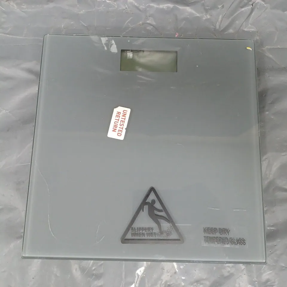 UNBRANDED TEMPERED GLASS DIGITAL BATHROOM SCALES IN GREY - COLLECTION ONLY