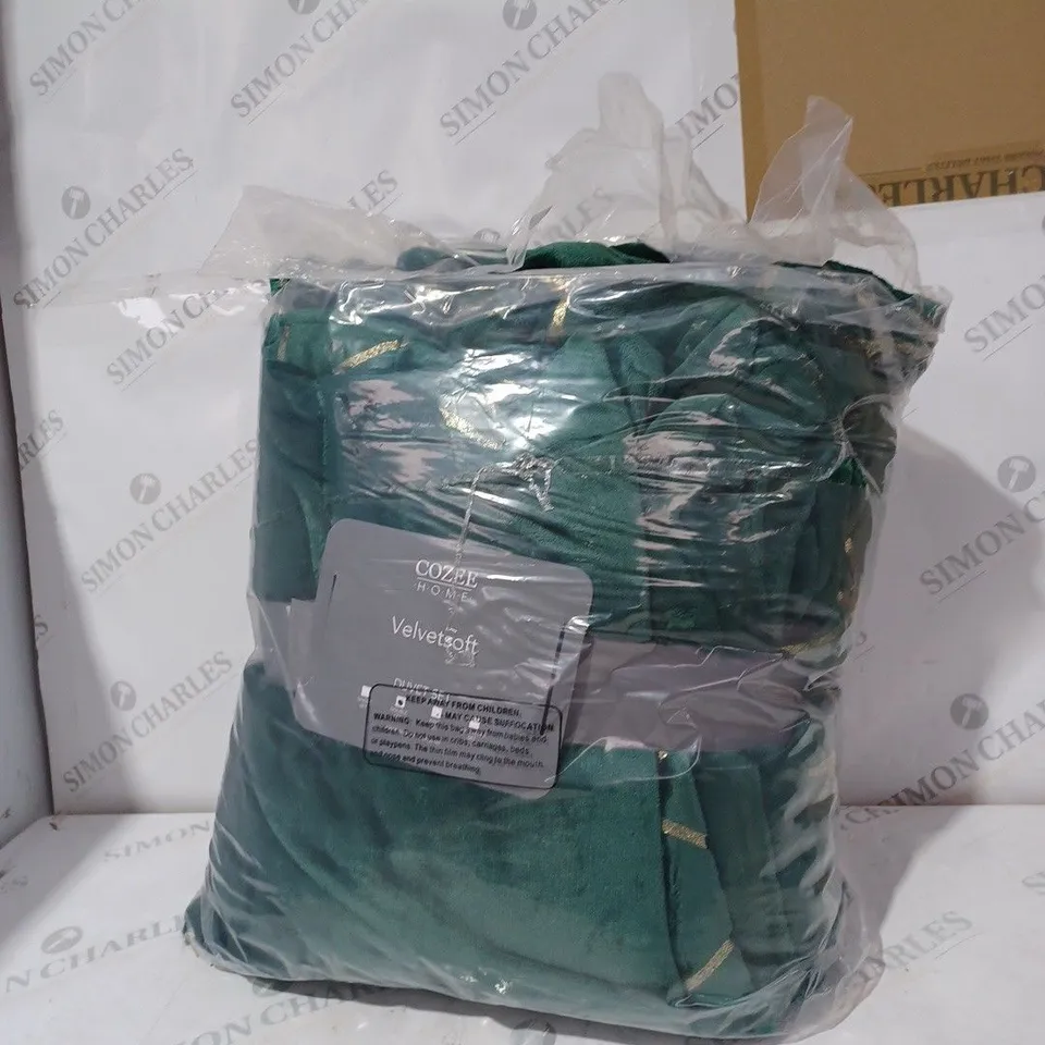COZEE HOME JEWEL FOIL GEO VELVETSOFT 4 PIECE DUVET SET - DOUBLE 