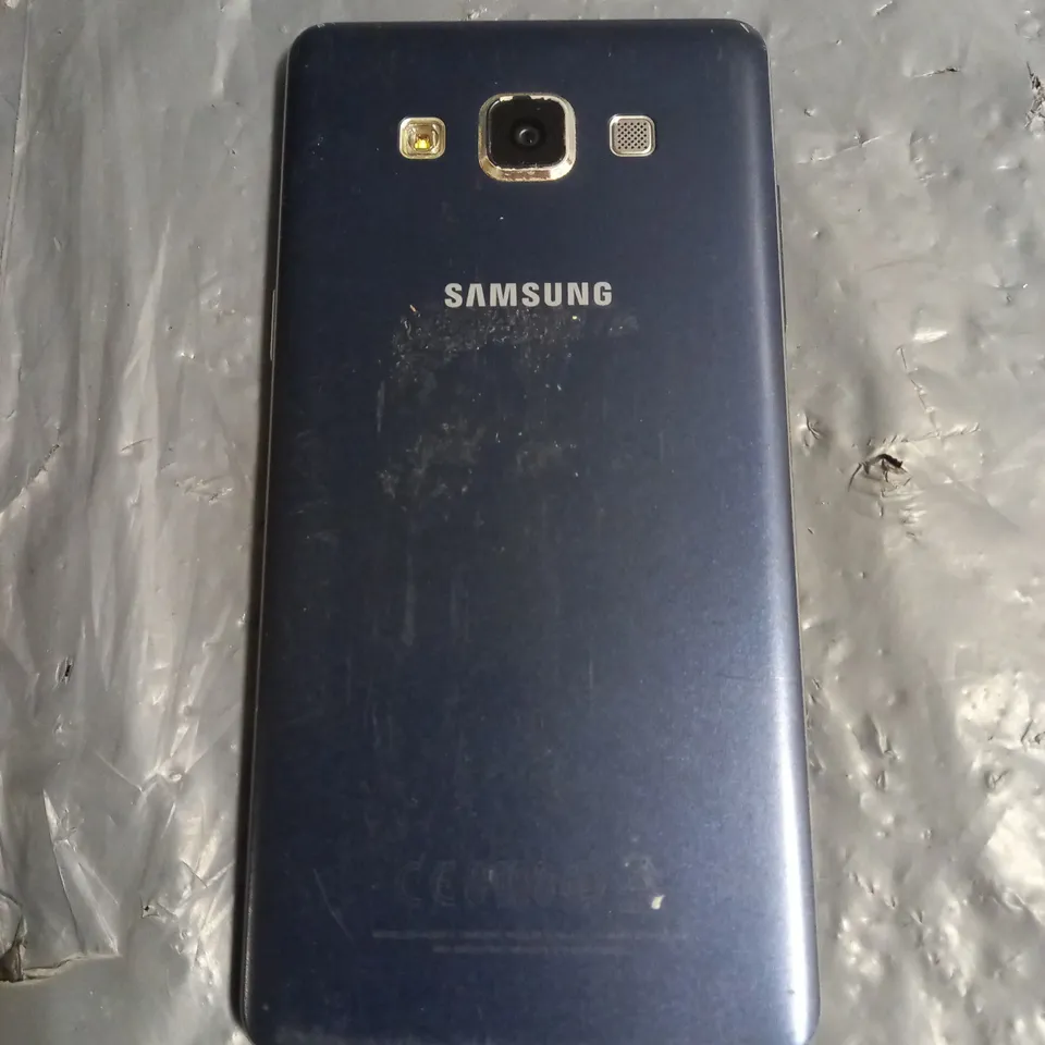 SAMSUNG GALAXY A5 SM-A500FU SMARTPHONE IN BLUE