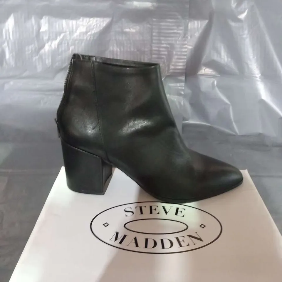 BOXED STEVE MADDEN JILLIAN BLACK LEATHER ANKLE BOOTS SIZE 41