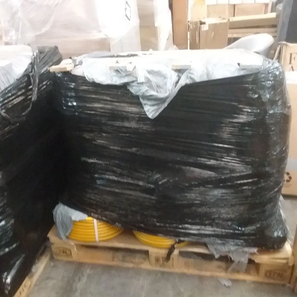 PALLET OF 30 HOZELOCK TRICOFLEX ULTRAFLEX 50M HOSES