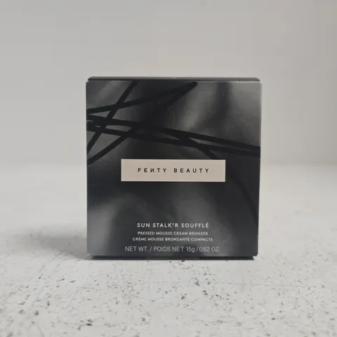 FENTY BEAUTY SUN STALKβR SOUFFLΓ BRONZER PRESSED MOUSSE CREAM BRONZER - CHURRO TWIST 03