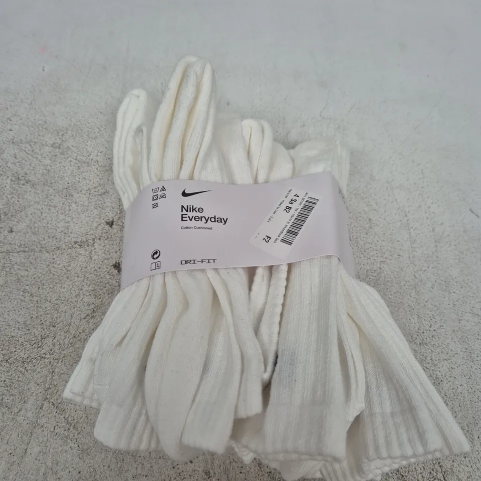 NIKE EVERYDAY COTTON CUSHIONED SOCKS – WHITE - SIZE 11/14.5