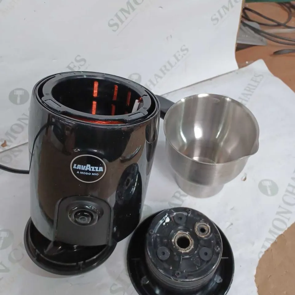 LAVAZA MILK FROTHER  