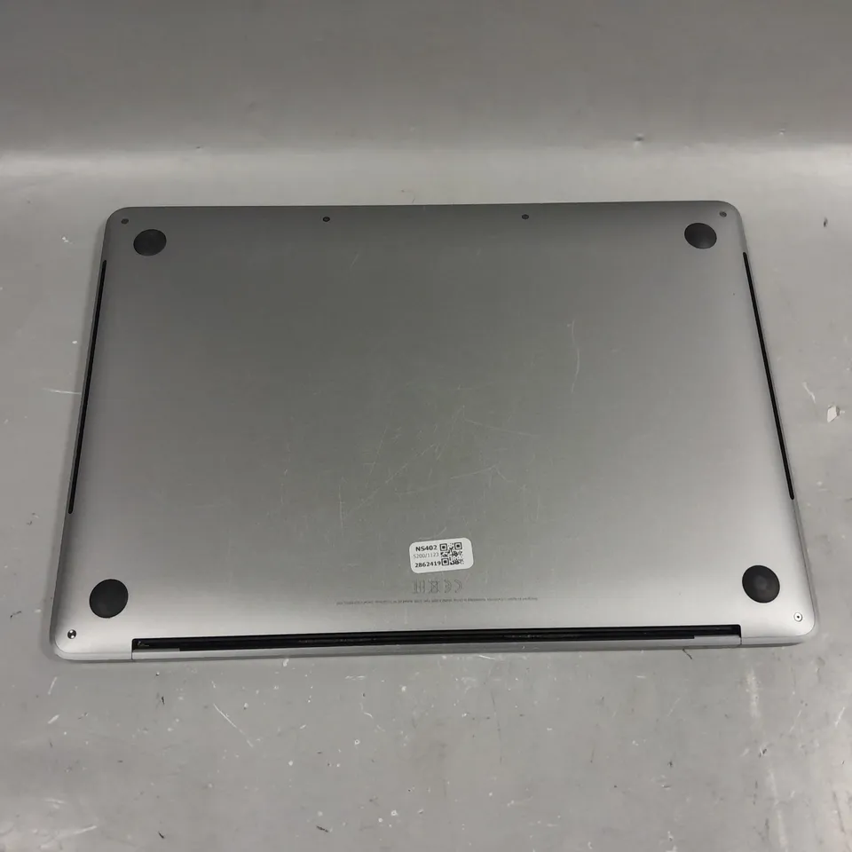 APPLE MACBOOK PRO