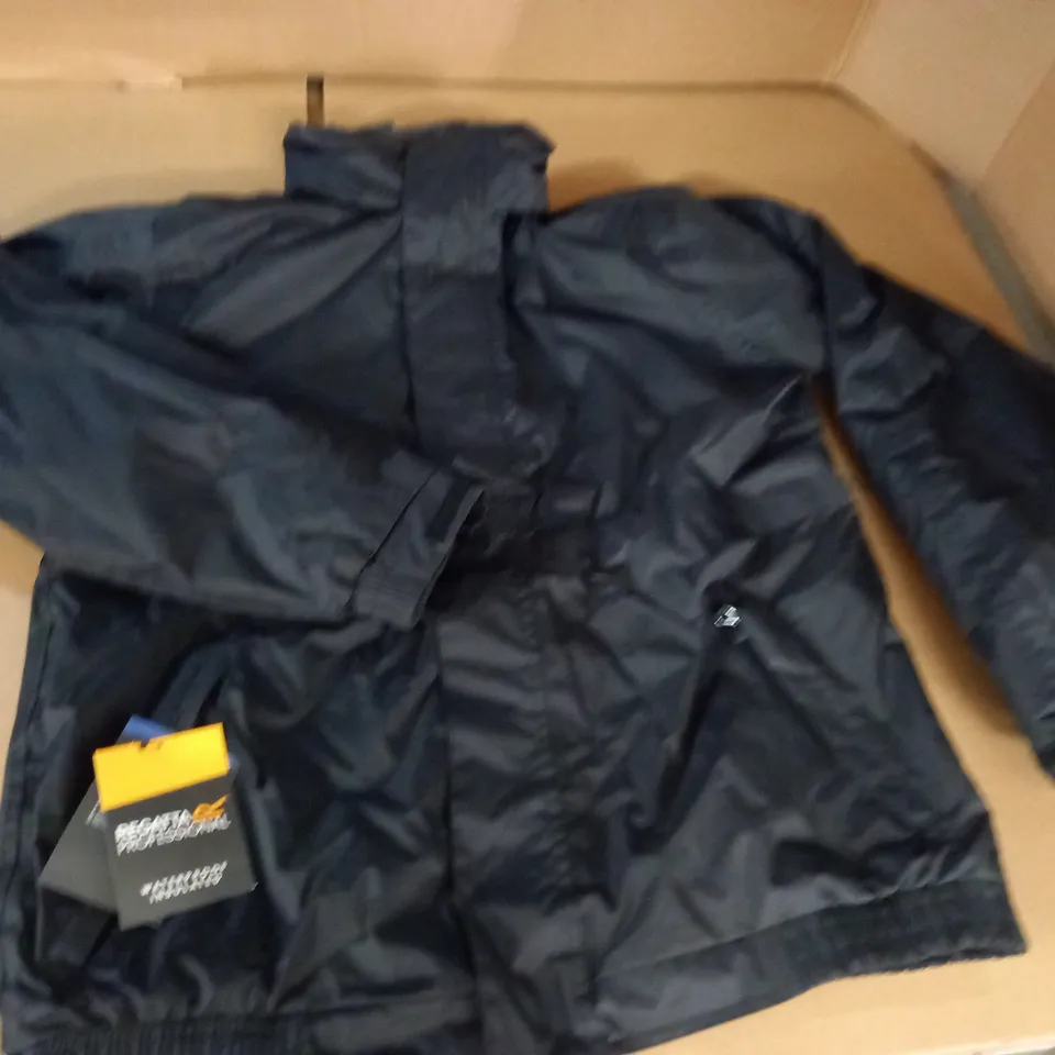 REGATTA WATERPROOF INSULATED BLACK COAT - UK L