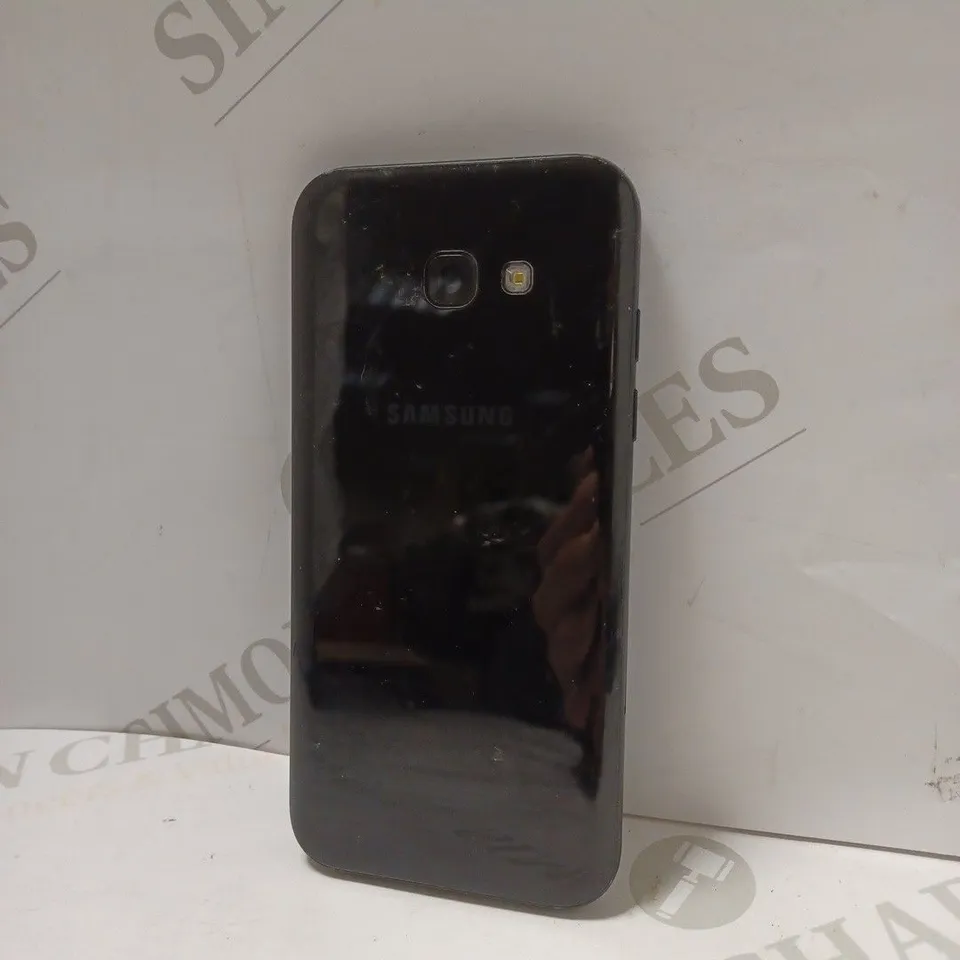 SAMSUNG GALAXY A5 MOBILE PHONE IN BLACK