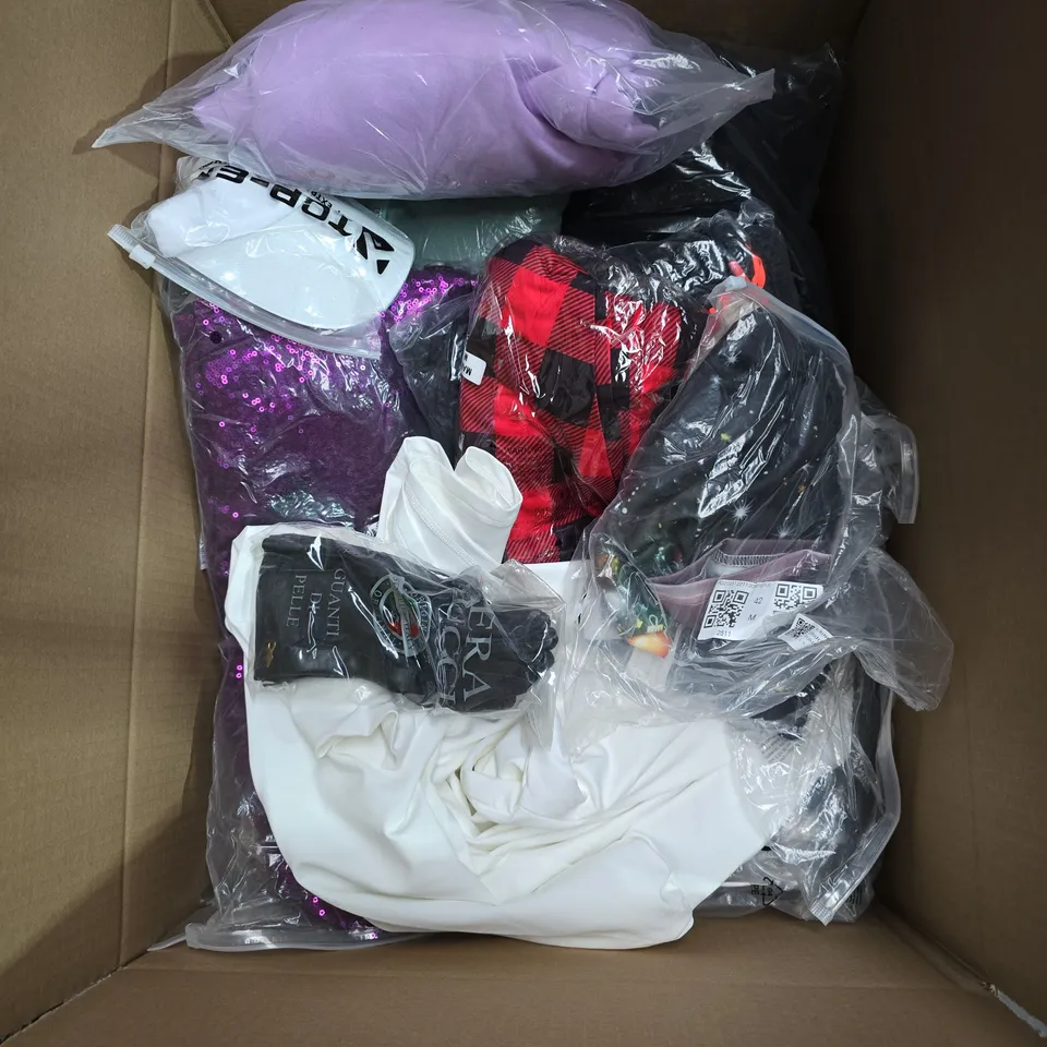BOX OF APPROIXMATELY 15 ASSORTED CLOTHING ITEMS TO INCLUDE JEANS, CHECK SHIRT, XMAS TOP, LADIES SEQUIN TOP ETC