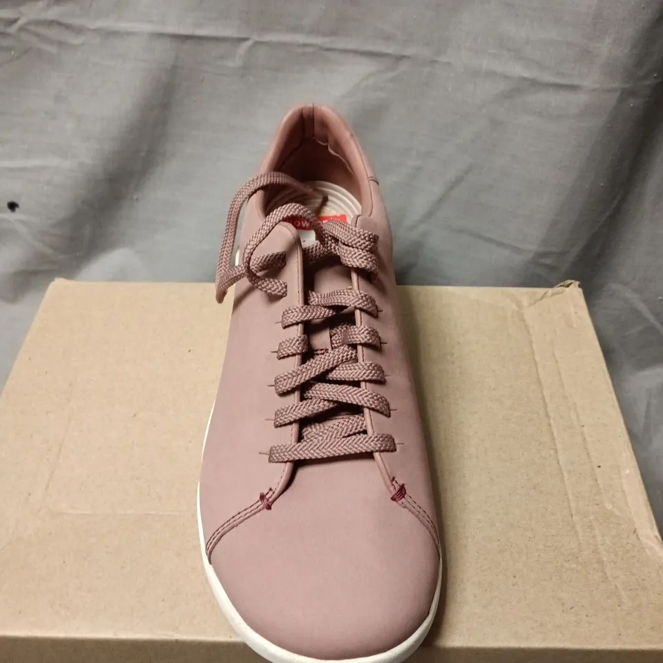 CLARKS WOMEN'S TRAINERS – MAUVE PINK SIZE 6.5 BOXED