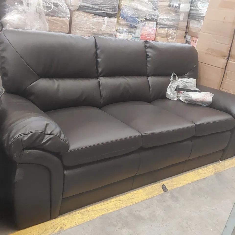 QUALITY DESIGNER 3-SEATER FAUX LEATHER UPHOLSTERED SOFA