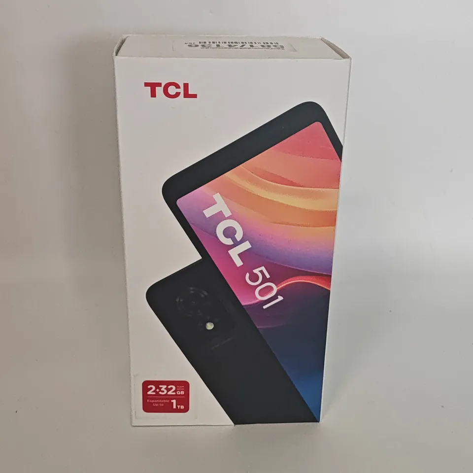 BOXED TCL 501 2/32GB IN BLACK - T433D