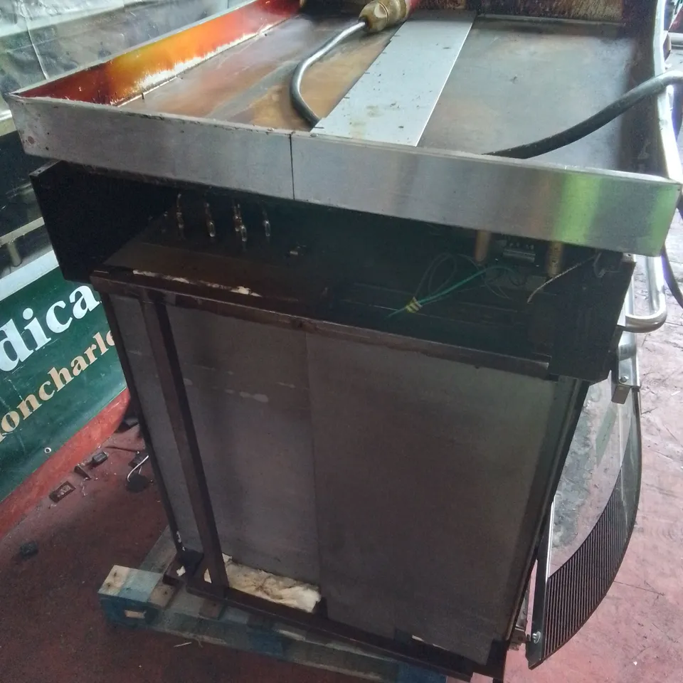 BKI SINGLE ROTISSERIE OVEN