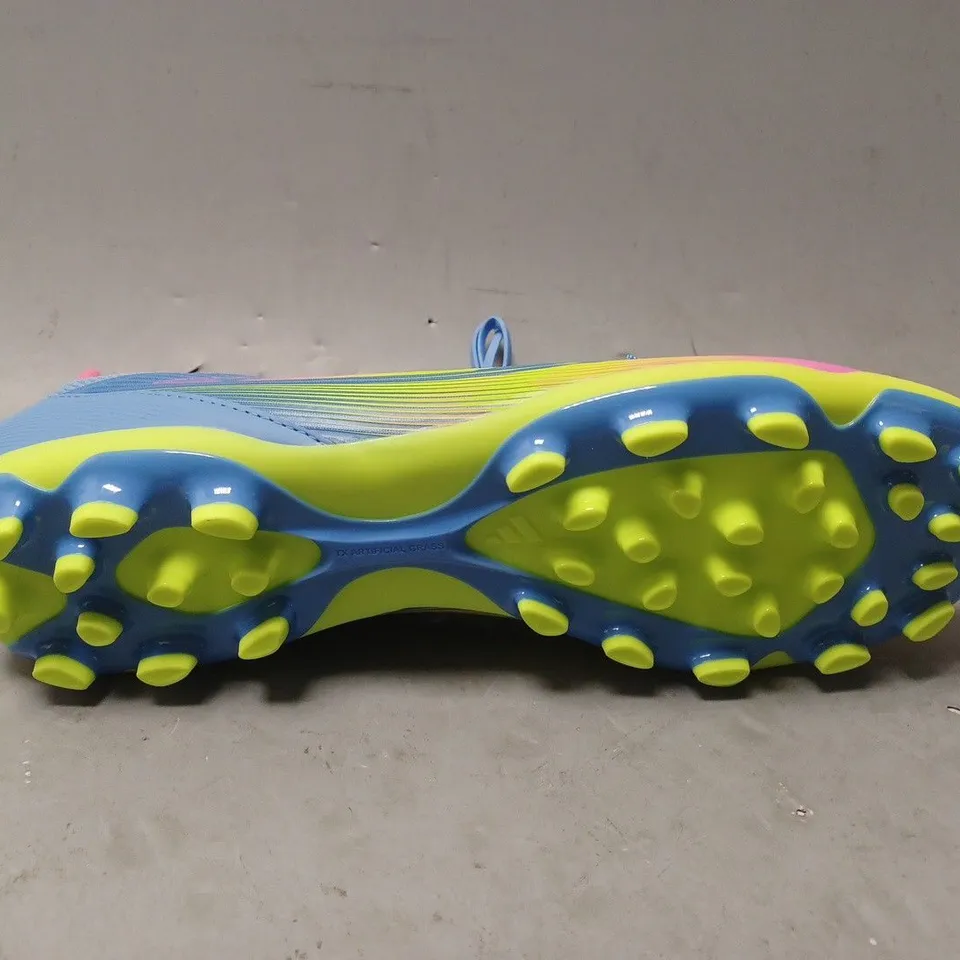 UNBOXED PAIR OF ADIDAS F50 FOOTBALL BOOTS - UK SIZE 12