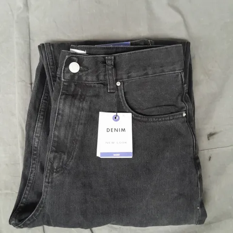 DENIM JEANS IN BLACK SIZE UK 12 SHORT