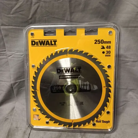 DEWALT CONSTRUCTION NAIL TOUGH BLADE MAX RPM 5500 250MM