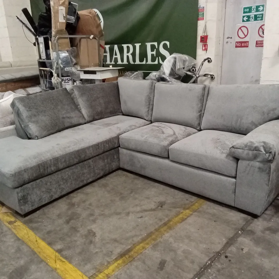 SALERNO FABRIC CORNER CHAISE SOFA RRP £999