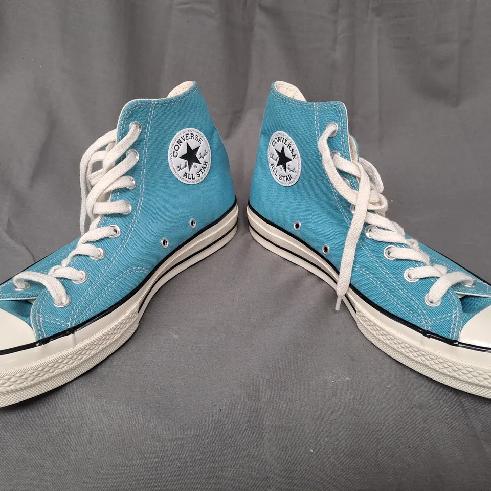 PAIR OF CONVERSE ALL STAR CANVAS SHOES IN BLUE UK SIZE 8