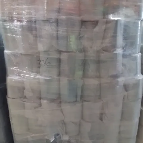 PALLET CONTAINING APPROXIMATELY 300 BLUE PAPER CLEANING ROLLS