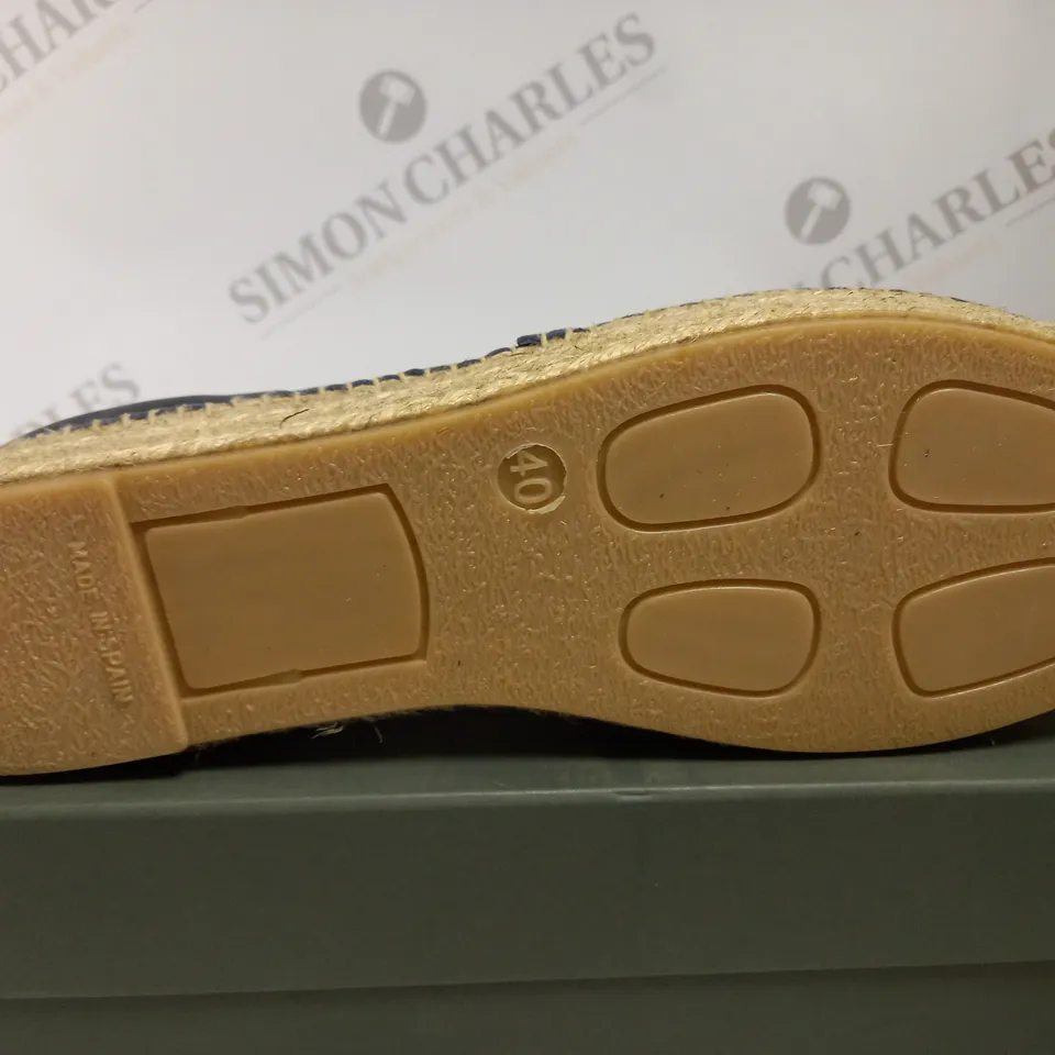 BOXED HOBBS ALICIA ESPADRILLE IN NAVY - SIZE 7