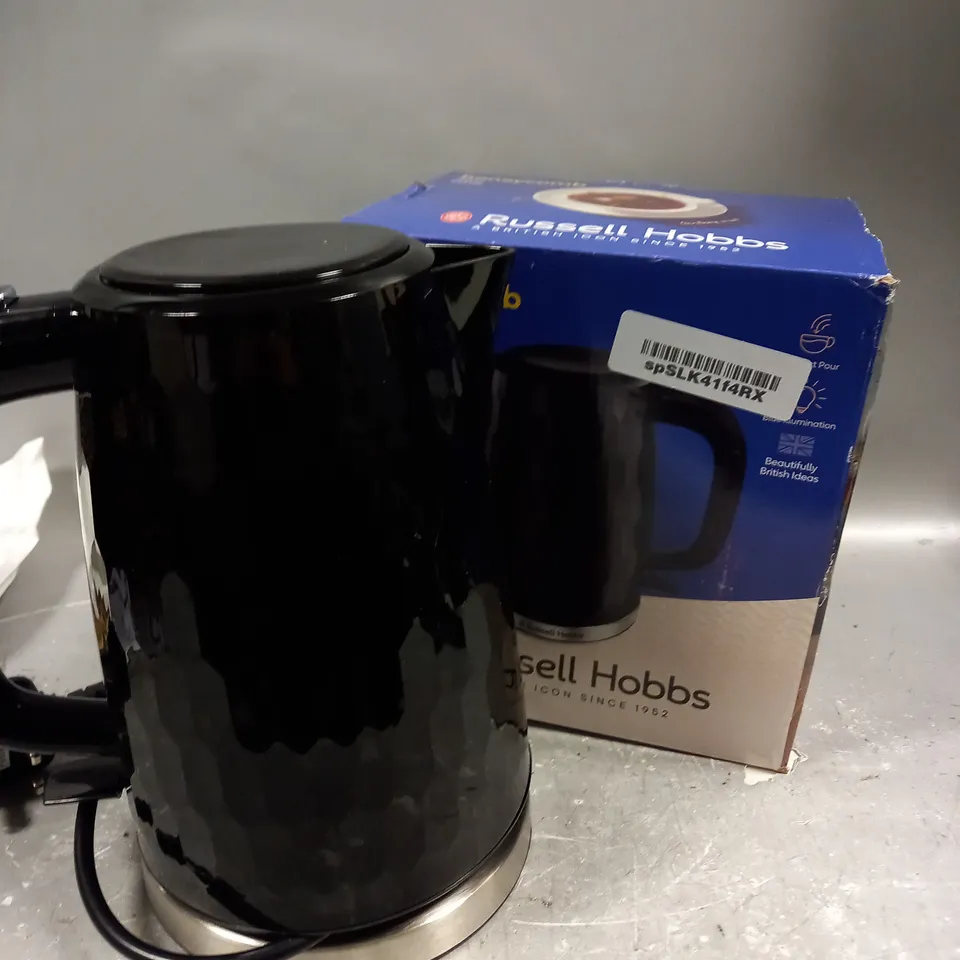 BOXED RUSSELL HOBBS HONEYCOMB KETTLE IN BLACK 