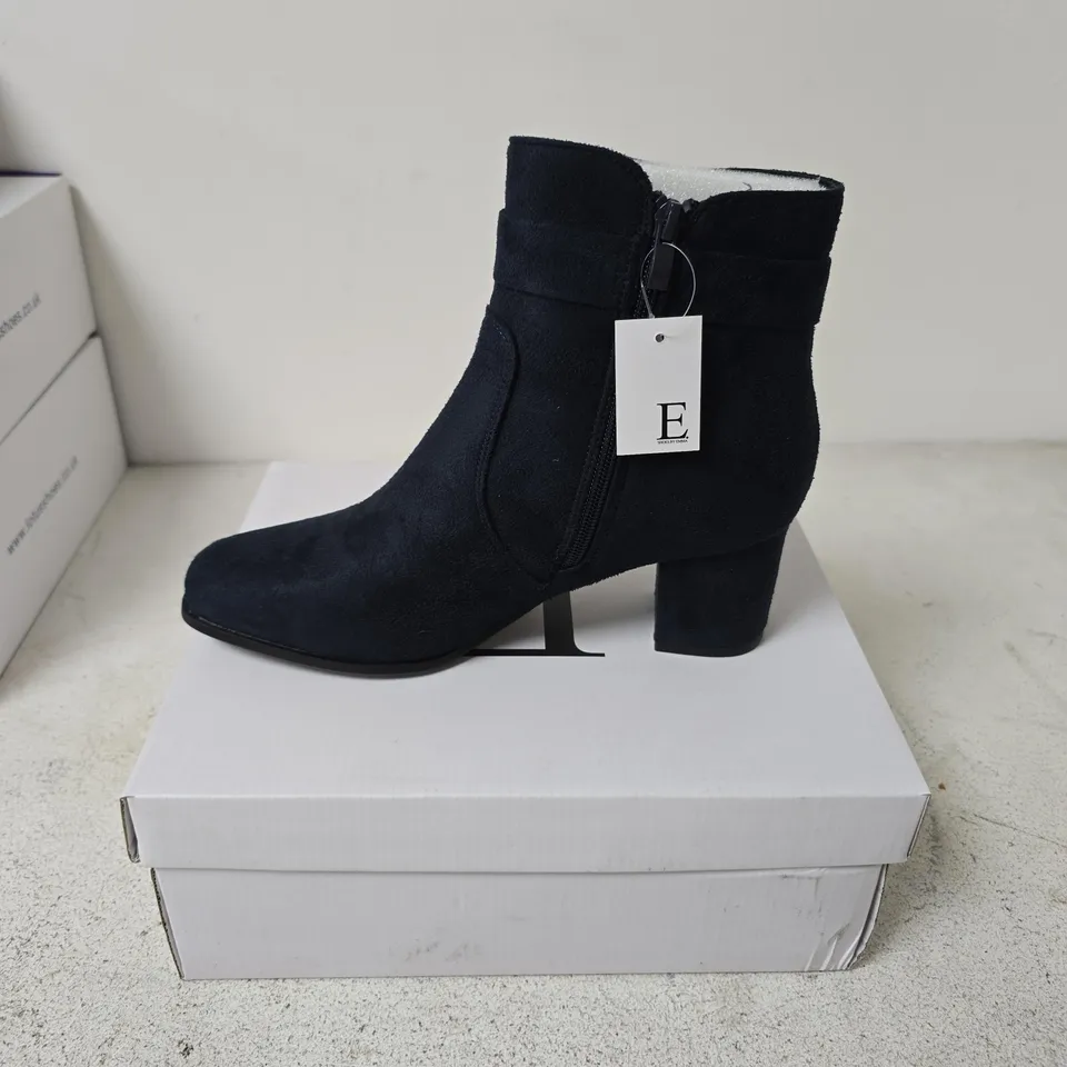 SHOES BY EMMA NAVY SUEDE ANKLE BOOT – BLOCK HEEL SIZE 8